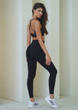 Black crossover scrunch bum leggings